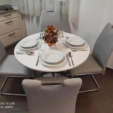 Apartment Drpic Gabonjin